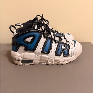 Youth Boys Nike Air More Uptempo ‘96 Sneakers Shoes (5.5 Boys = 7 Womens)